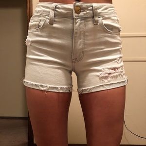Light wash high waisted denim shorts